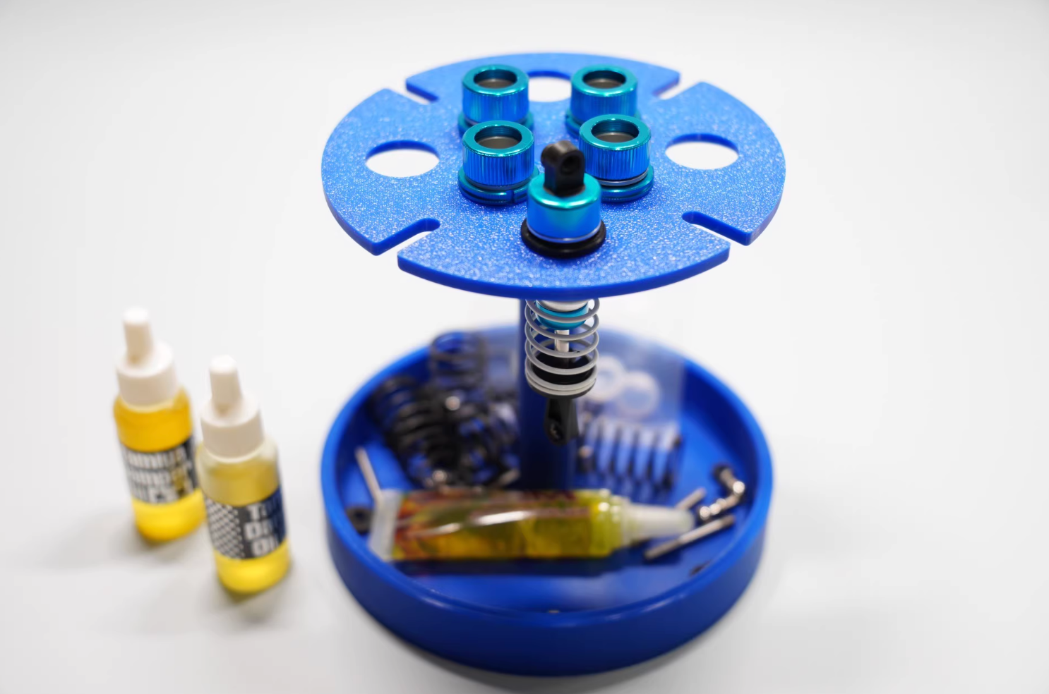 RC Shock Absorber Installation & Maintenance Stand – With Storage Tray | TAMIYA, Kyosho, 1/10 & 1/8 Compatible