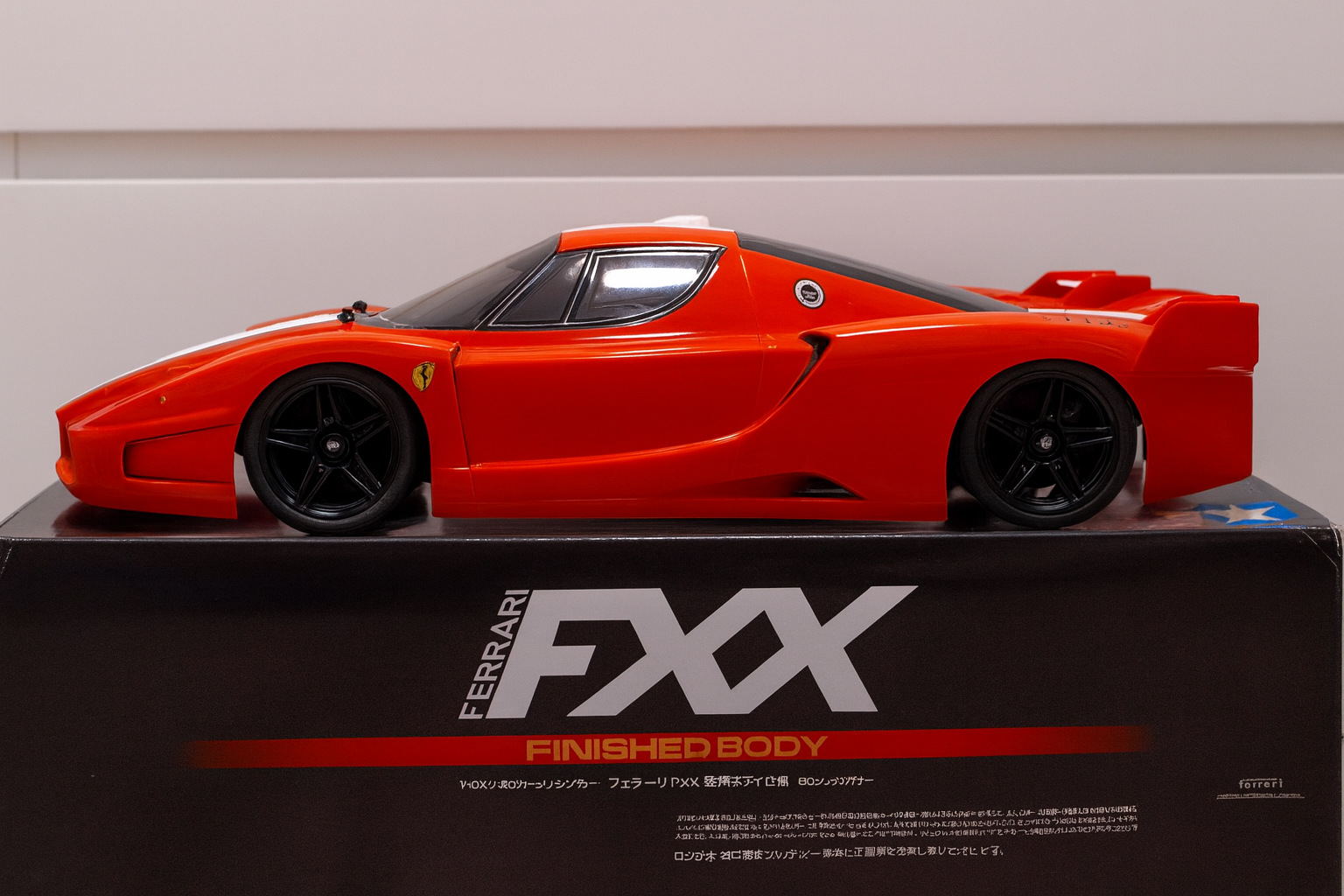 🏎️ Tamiya Ferrari FXX 1/10 RC Car – Rare Finished Body Version with Box & Manual
