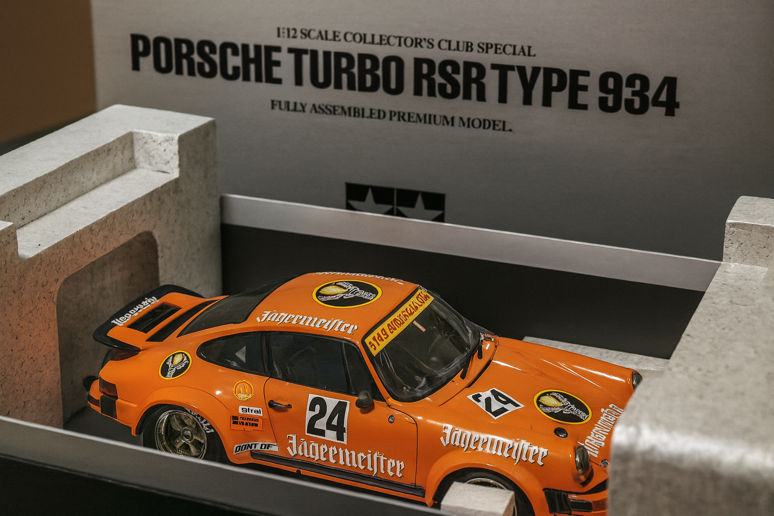 Tamiya Porsche 934 RSR 1/12 Scale Deer Horn Livery – Rare Finished Model with Mirror Display Base