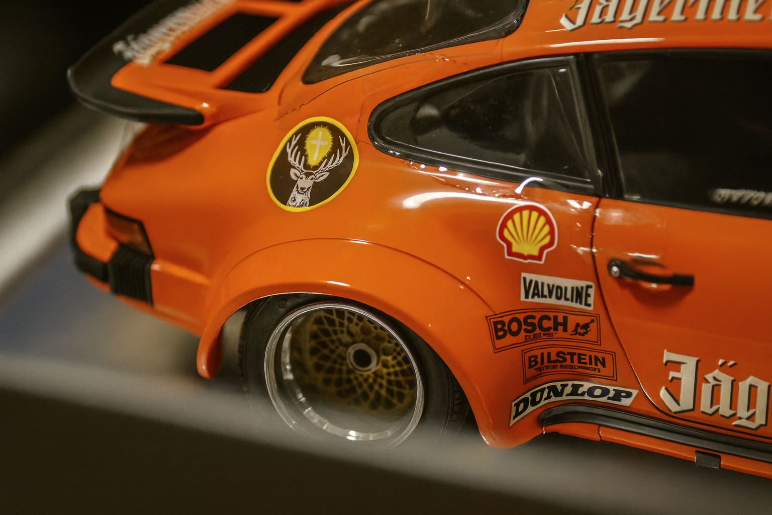 Tamiya Porsche 934 RSR 1/12 Scale Deer Horn Livery – Rare Finished Model with Mirror Display Base