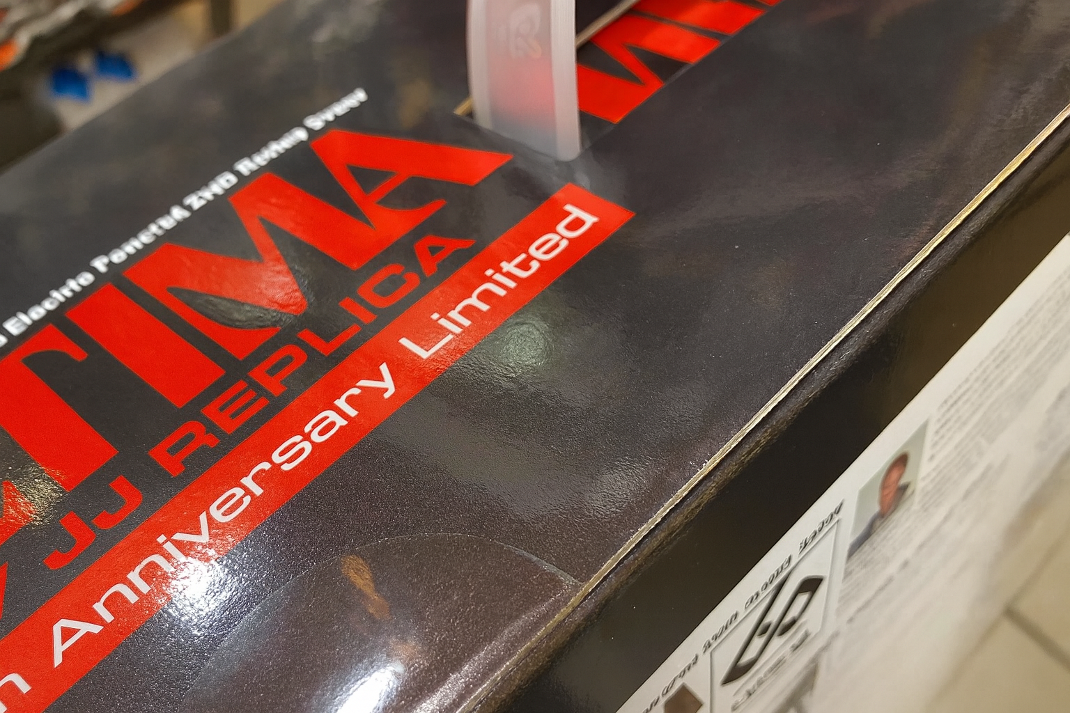 Kyosho 60th Anniversary JJ ULTIMA 1987 Reissue – 1/10 2WD RC Buggy Collector Edition