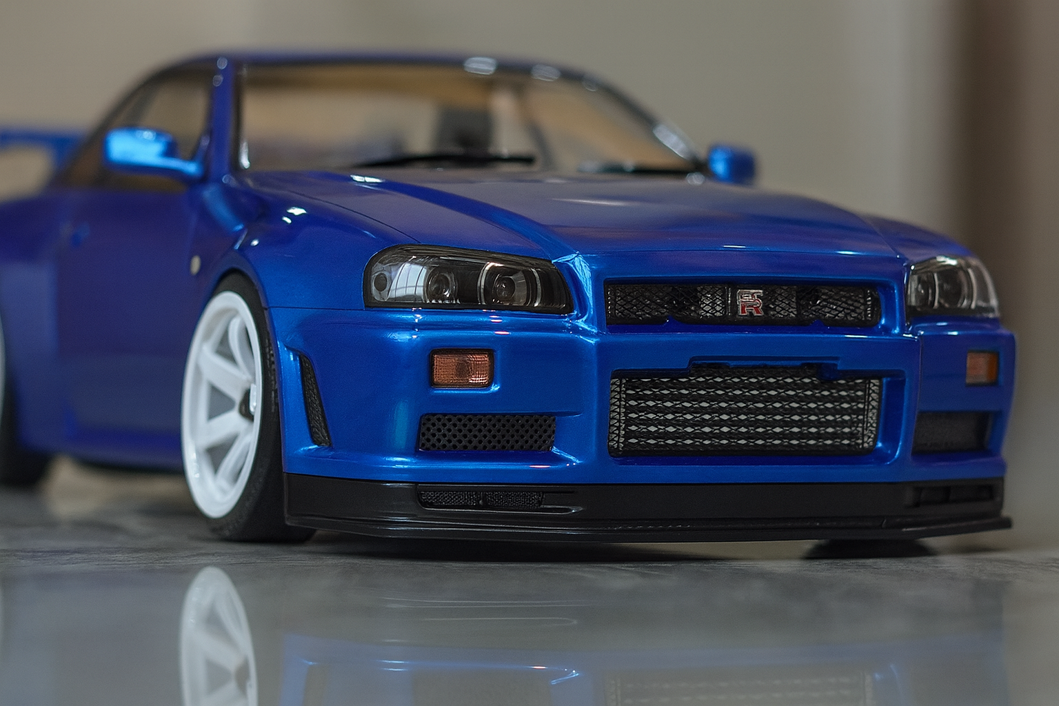 Killerbody Nissan Skyline GT-R R34 — 1/10 Pre-Painted RC Drift & Touring Body Shell (Blue / Champagne / Pearl White, 257mm)