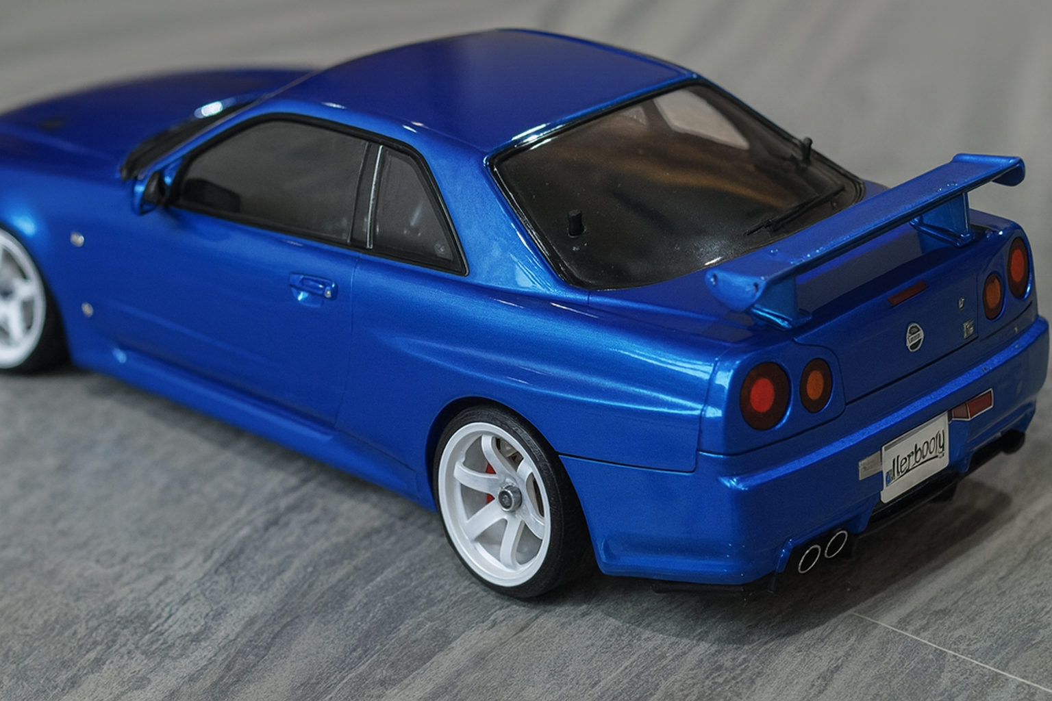 Killerbody Nissan Skyline GT-R R34 — 1/10 Pre-Painted RC Drift & Touring Body Shell (Blue / Champagne / Pearl White, 257mm)