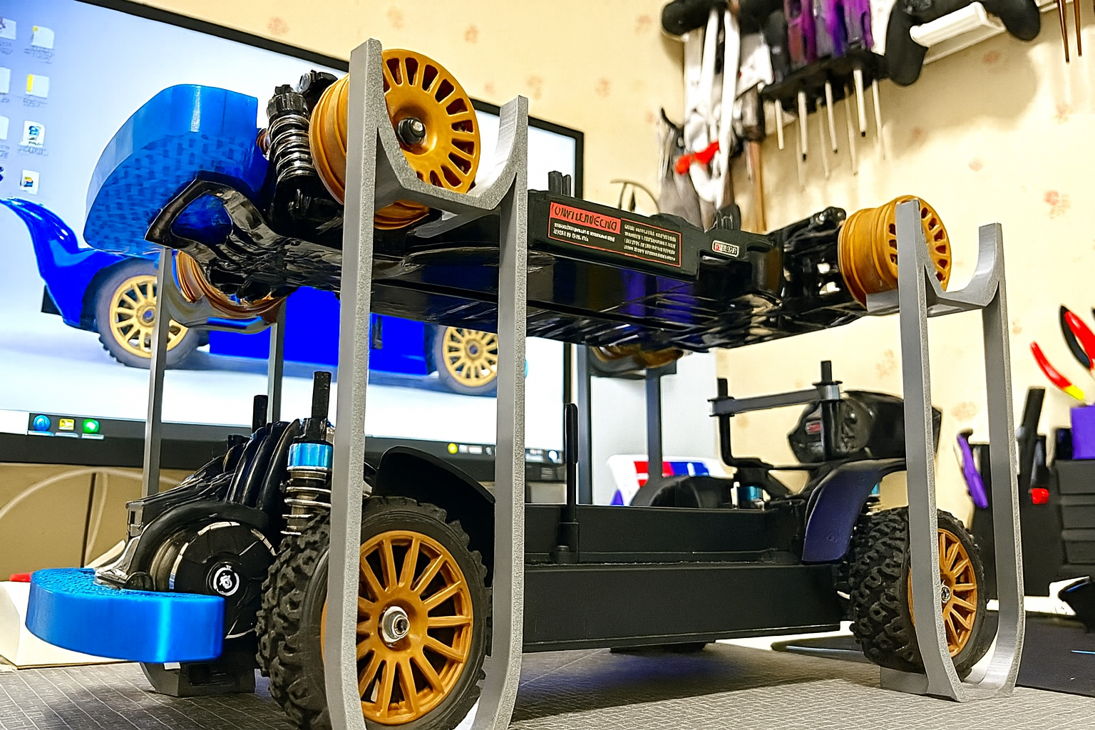 RC Car Maintenance & Display Stand – Foldable Storage Base | 1/10 Touring, Rally, Drift | TAMIYA, Kyosho, XRAY Compatible