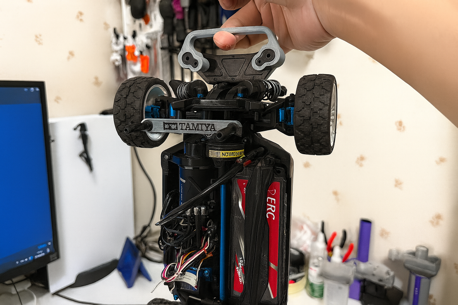 TAMIYA TT-01 / TT-02 Chassis Rear Carry Handle – Upgraded TPU Soft Rubber